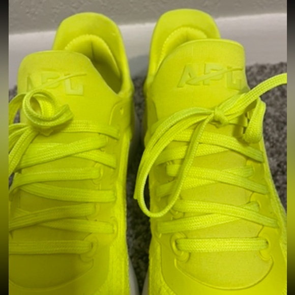 APL Men’s TechLoom Tracer Shoe in Neon Yellow size 8 - Picture 5 of 12